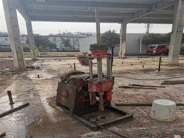 重兴镇袖阀管小导管注浆加固施工工艺